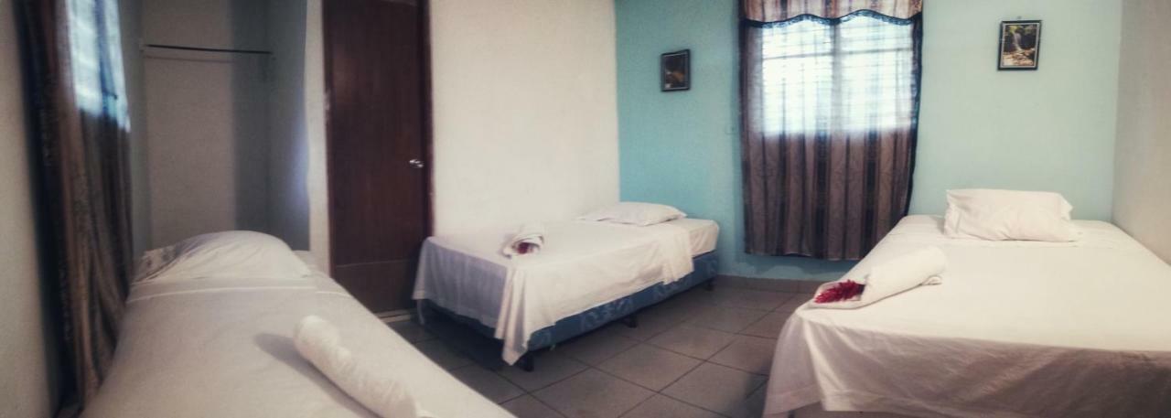 Hotel Santa Fe Екстериор снимка